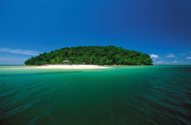 Borneo Safe for Superyachts and Yacht Charter