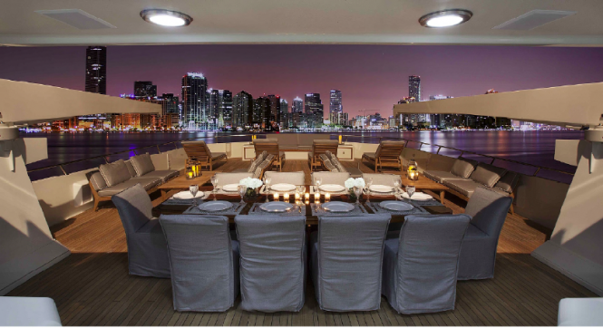BG - al fresco dining