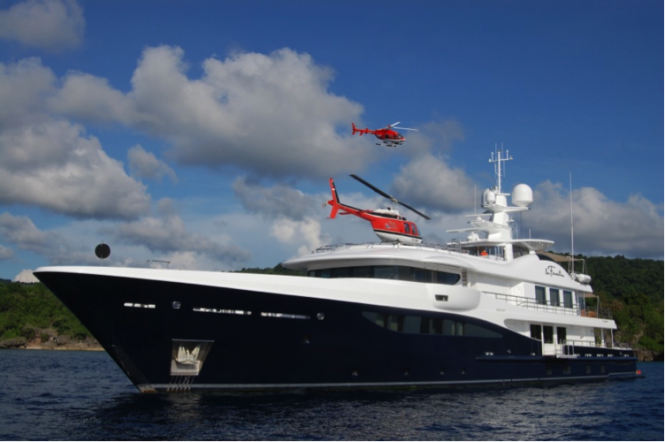 55M Luxury Superyacht LA FAMILIA by Amels to Attend Singapore Yacht Show