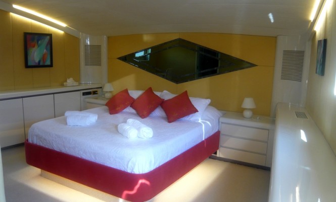 PASS ENCORE cabin