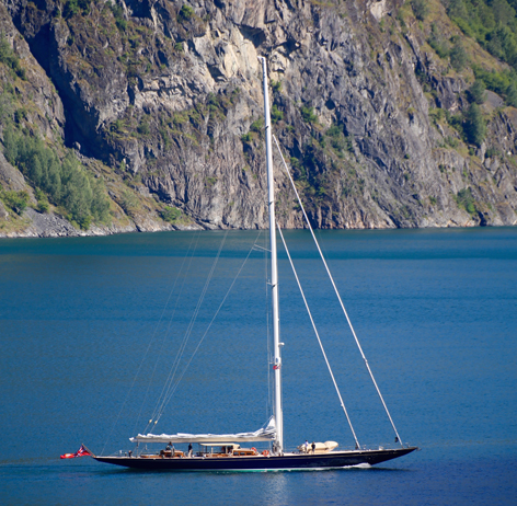 Striking 43M S/Y TOPAZ Winner of ShowBoats Design Awards for Naval Architecture