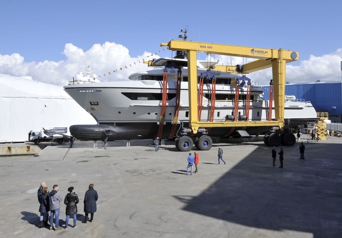 SANLORENZO’s New 460EXP motor yacht ‘X’ Hits the Water
