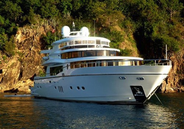 29m Superyacht GO Offers 10% Discount in Caribbean