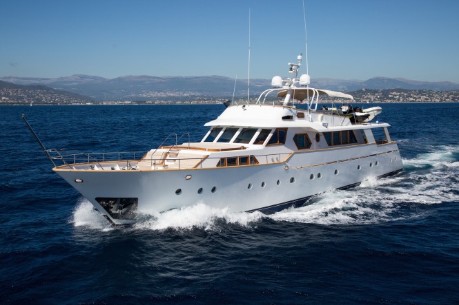 Sicily Yacht Charter: 30m Benetti Classic LIBERTUS Offers Reduced Delivery Fees