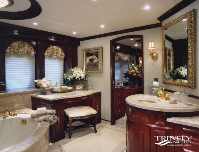 Owner Bathroom - CLAIRE