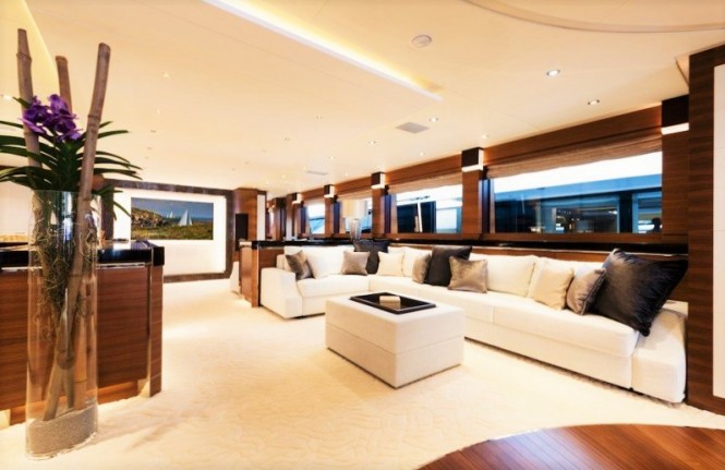 Luxury yacht SILVER WIND - Saloon