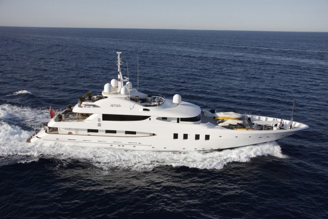 Superyacht Azteca II available for Mexican charter