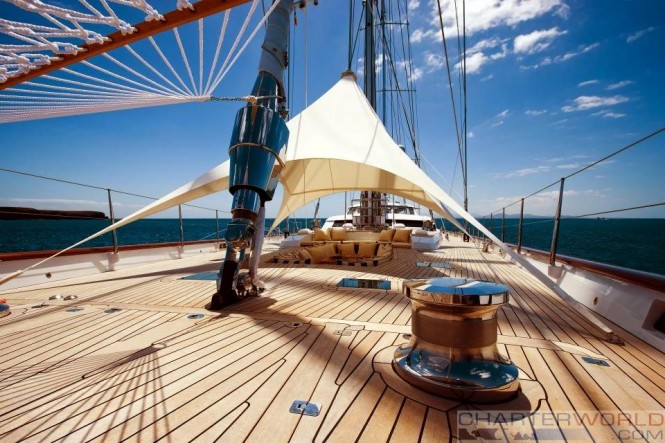 Luxury yacht ETHEREAL - Deck view