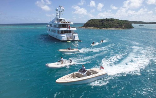 Christmas and New Year Last-Minute Deal on Superyacht Huntress 55m