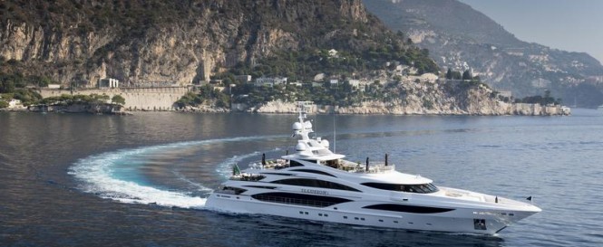 Luxury Superyacht Illusion V is still available for New Year