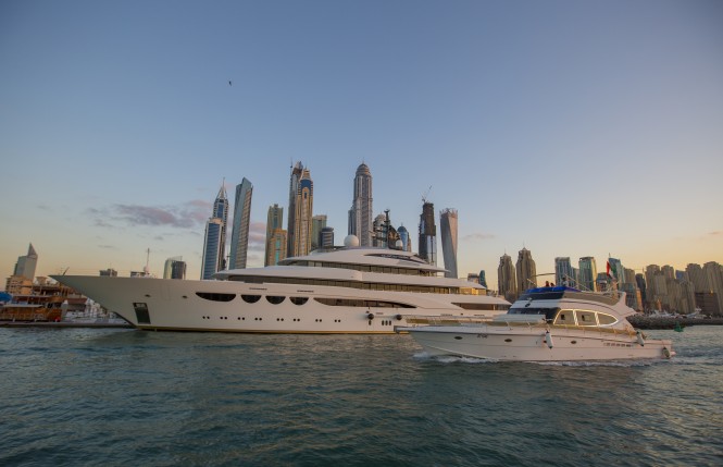Quatroelle in Dubai by Ade Ownes