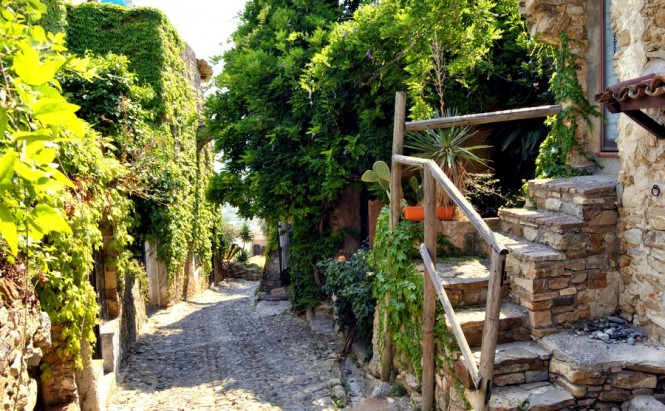 Charter destination Sanremo: A city of song