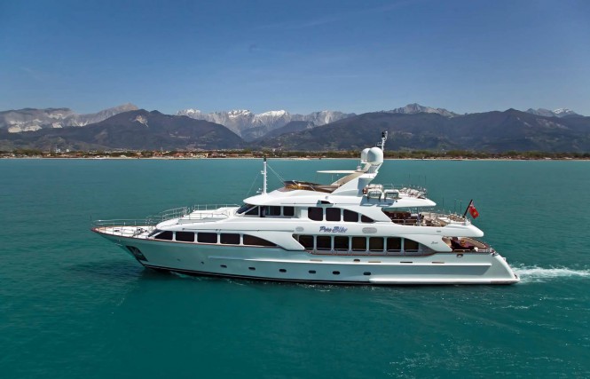 February only special offer: Reduced charter rates in Bahamas aboard Pure Bliss