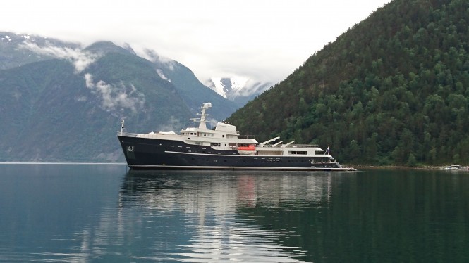 See Greenland’s Northern Lights: Charter explorer yacht Legend