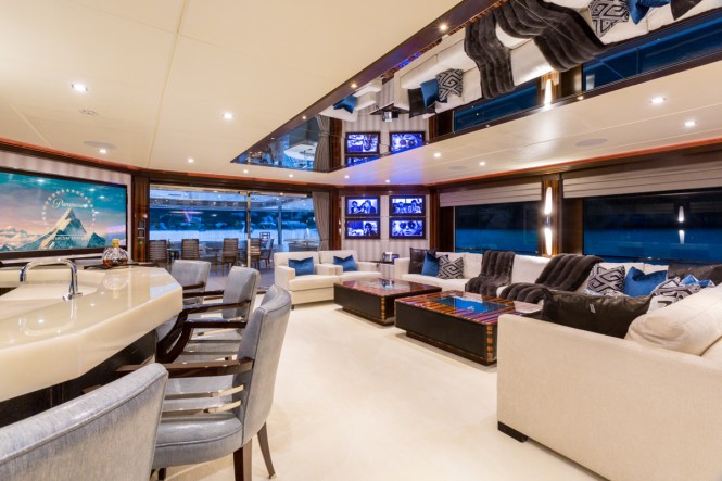 Superyacht KING BABY - Main salon