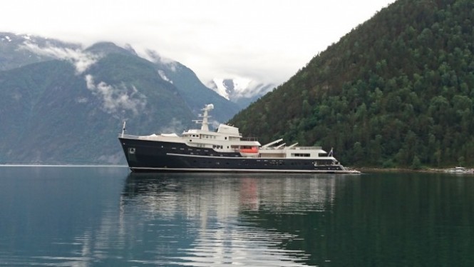 Drone Video of the Luxury Expedition Yacht LEGEND