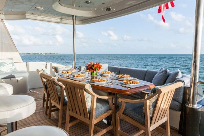 MY TEMPTATION - Aft deck