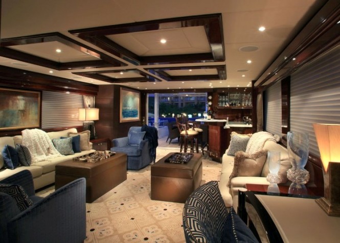 Motor yacht CASTELLINA - Main salon