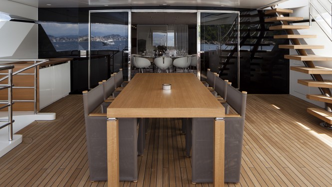 Motor yacht MR. T - Alfresco dining and formal dining