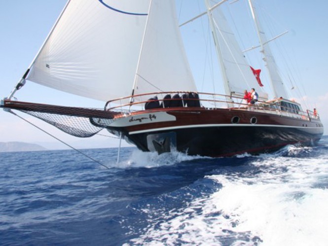 Enjoy Exceptional History and Incredible Gastronomy of the Mediterranean Aboard Sailing Yacht Dragonfly