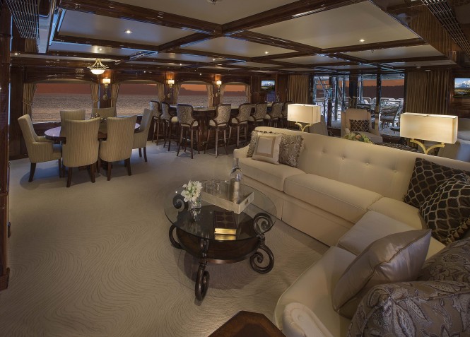 Superyacht SILVER LINING - Skylounge