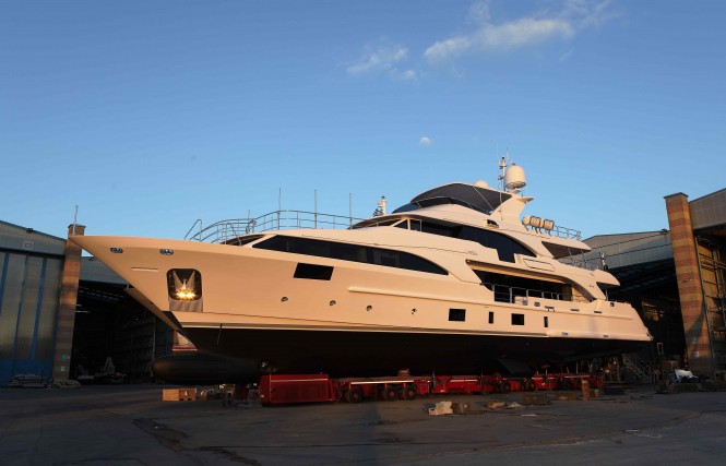 37m Superyacht LADY LILLIAN launched by Benetti