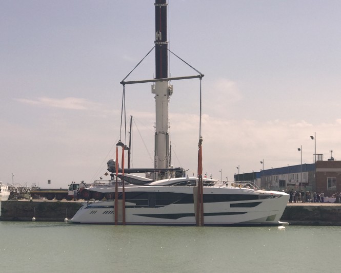 27.5m Motor Yacht Kalliente Hits the Water