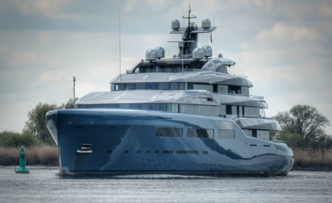 98m Mega Yacht Aviva is in the UK to Meet Her Owner