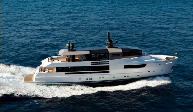 Charter Yacht Jurata from Sardinia to the South of France