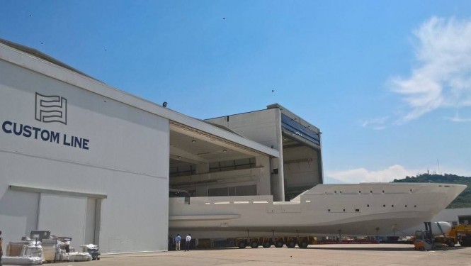 Watch: Custom Line Superyacht Navetta 42 under Construction