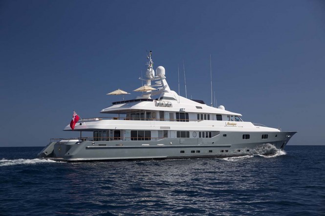 Charter luxury yacht Mosaique in the Mediterranean