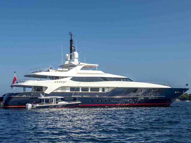 Charter luxury yacht Mischief in the Mediterranean