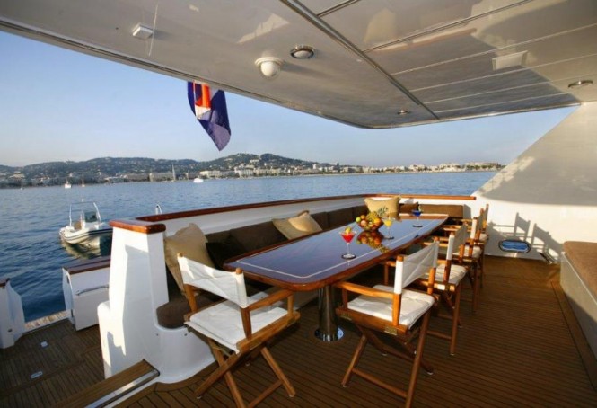 Superyacht DAYDREAM - Main deck aft