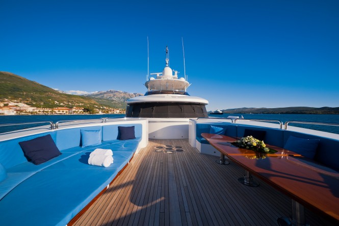 Superyacht SPIRIT - Foredeck seating