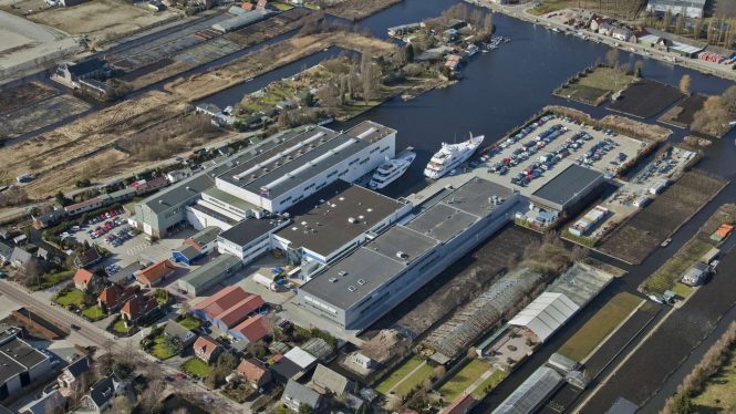 Video: Feadship hull YN701, ‘Project Promise’, shipped to Aalsmeer to continue construction