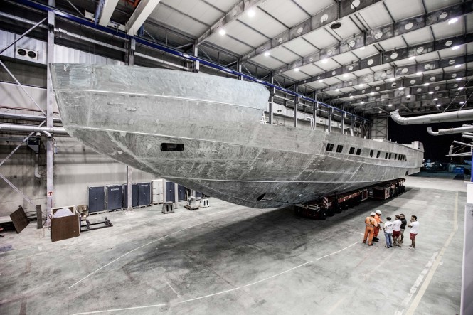 The new Pershing 140 hull has arrived at the facilities in Ancona, Italy