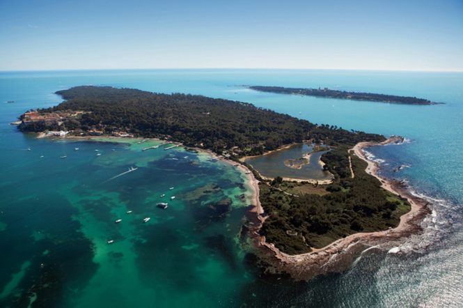 Iles de Lerins, Cannes. Photo credit: Semec - Dervaux courtesy of the Cannes Tourist Board
