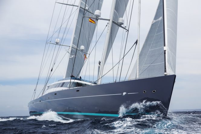 Charter sailing yacht AQuijo in colourful South and Central America
