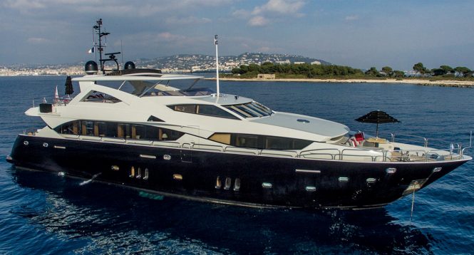 Special offer: 15% off South of France charters aboard Sunseeker M/Y Emoji
