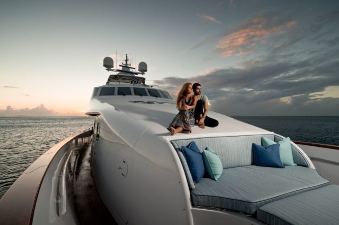 Charter motor yacht TOUCH in the Bahamas and Caribbean 