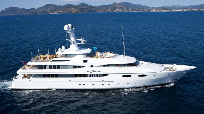 Charter luxury yacht LADY SHERIDAN in the Bahamas and Caribbean 