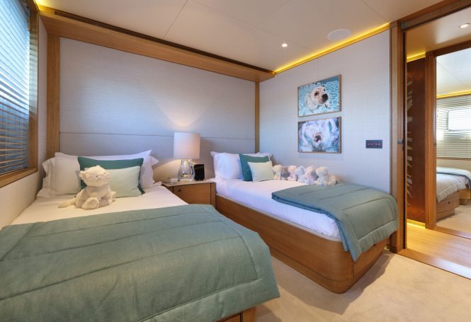 Twin Cabin