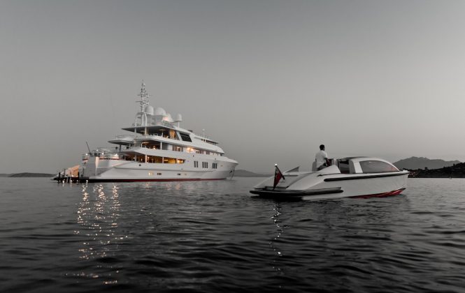 Last minute charters aboard M/Y Coral Ocean in the Caribbean