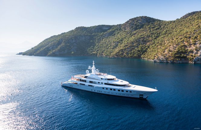 Hurry! Only 2 days left for this Last-Minute Charter Special aboard 72m Mega Yacht AXIOMA