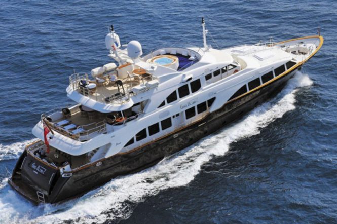 Reduced rate for 36m superyacht Benetti SEABLUE’Z from Naples