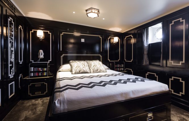 accommodation aboard classic yacht MALAHNE