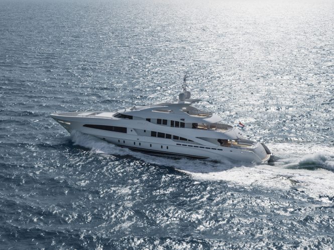 motor yacht WHITE on sea trials in the North Sea - Photos by Dick Holthuis