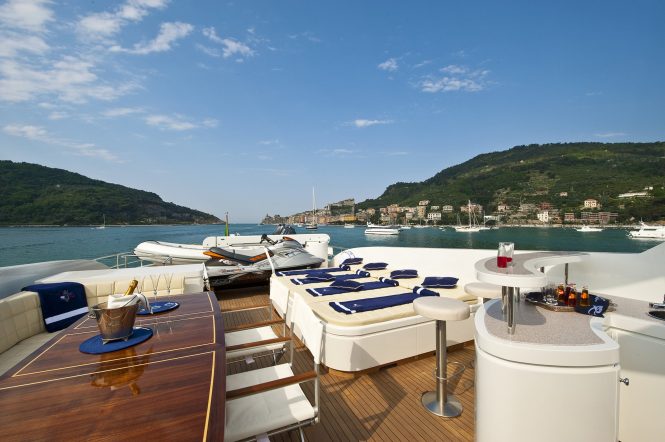 sun deck