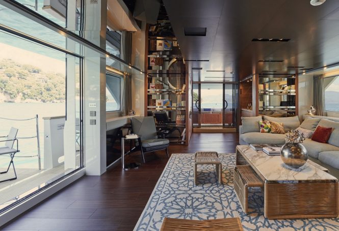 Fantastic main saloon