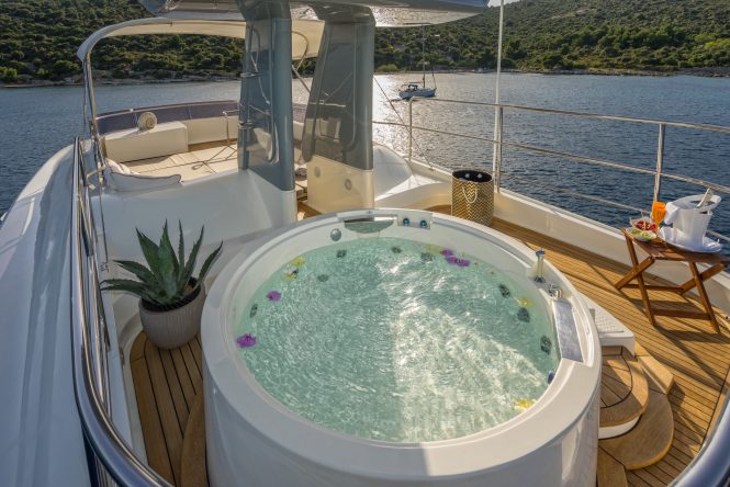 Jacuzzi on board superyacht